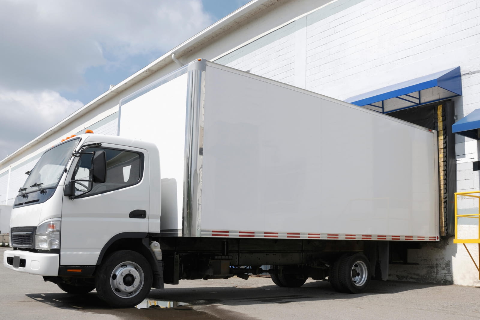 hydraulic tail lifts